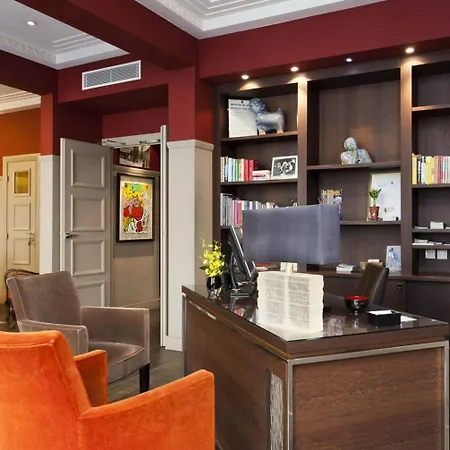 Hotel Crystal 3*