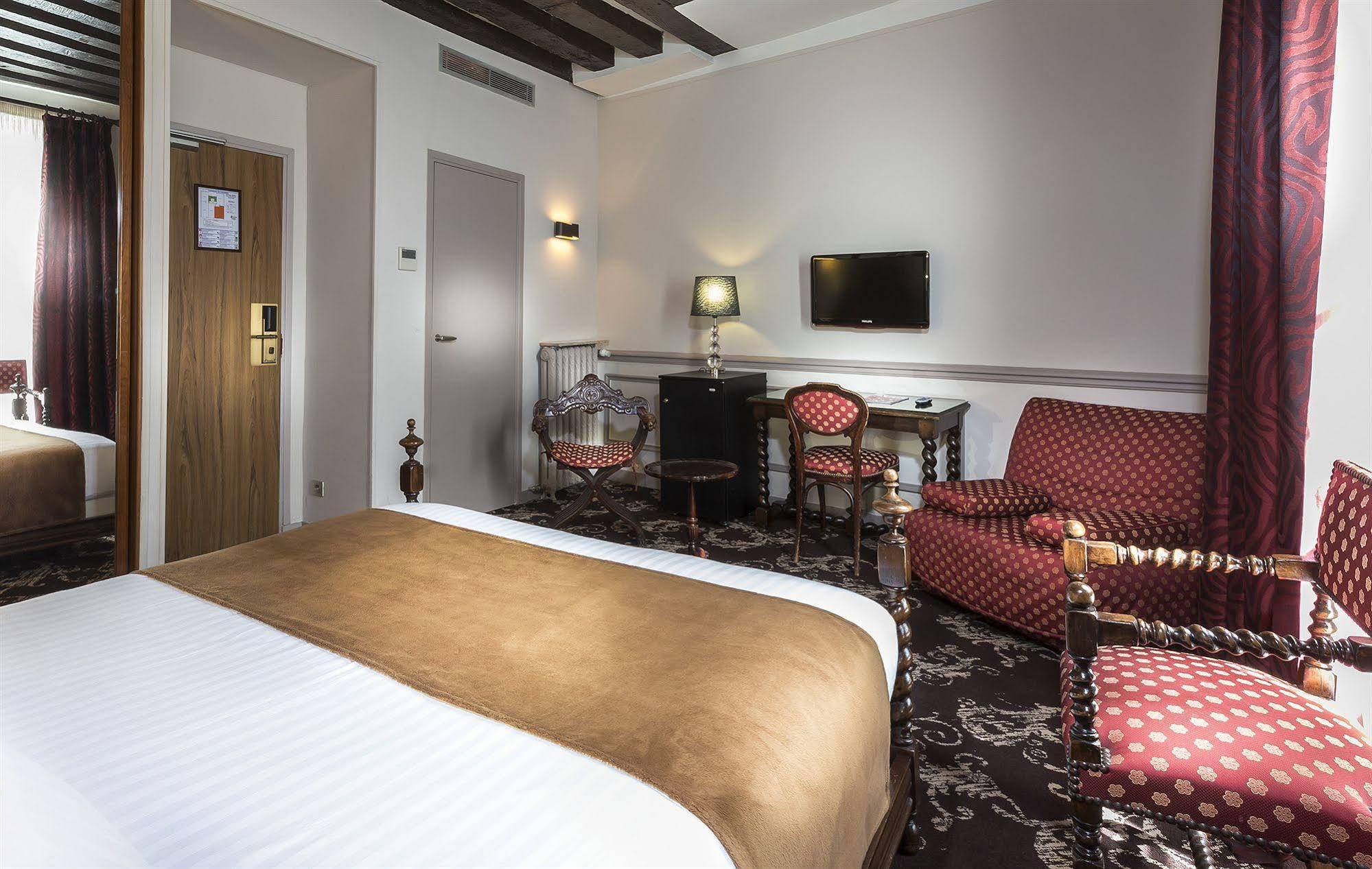 Hotel Crystal Parigi
